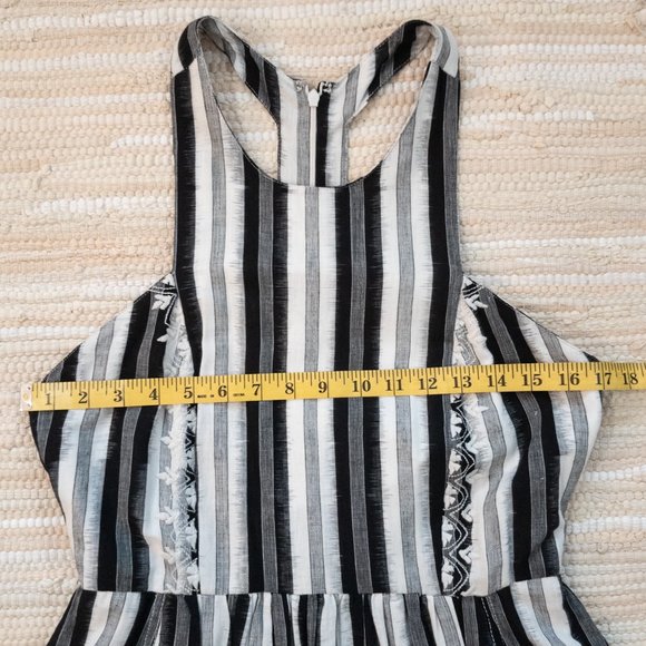 Plenty by Tracy Reese B&W Stripe Embroidered Flare Dress Size 8 Like New - Picture 6 of 12